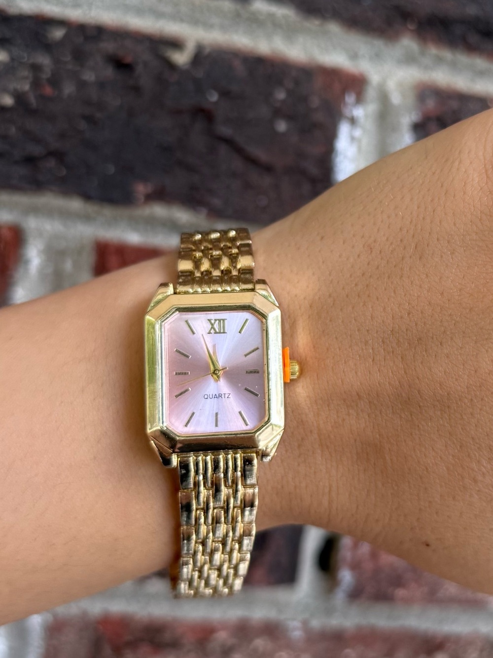 Classic Gold Pink dial watch